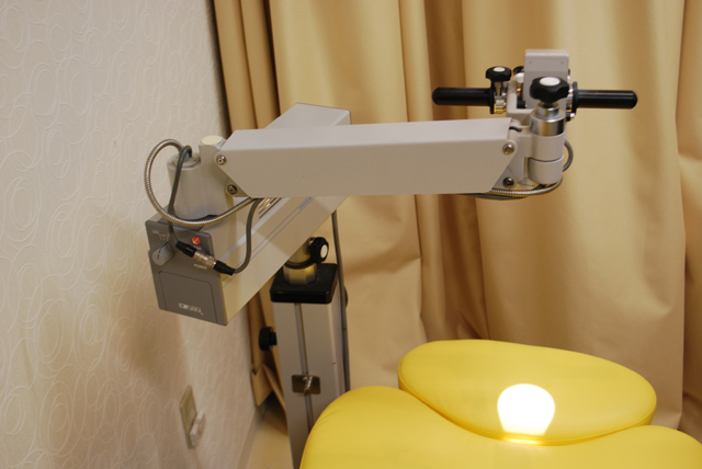 外来手術顕微鏡